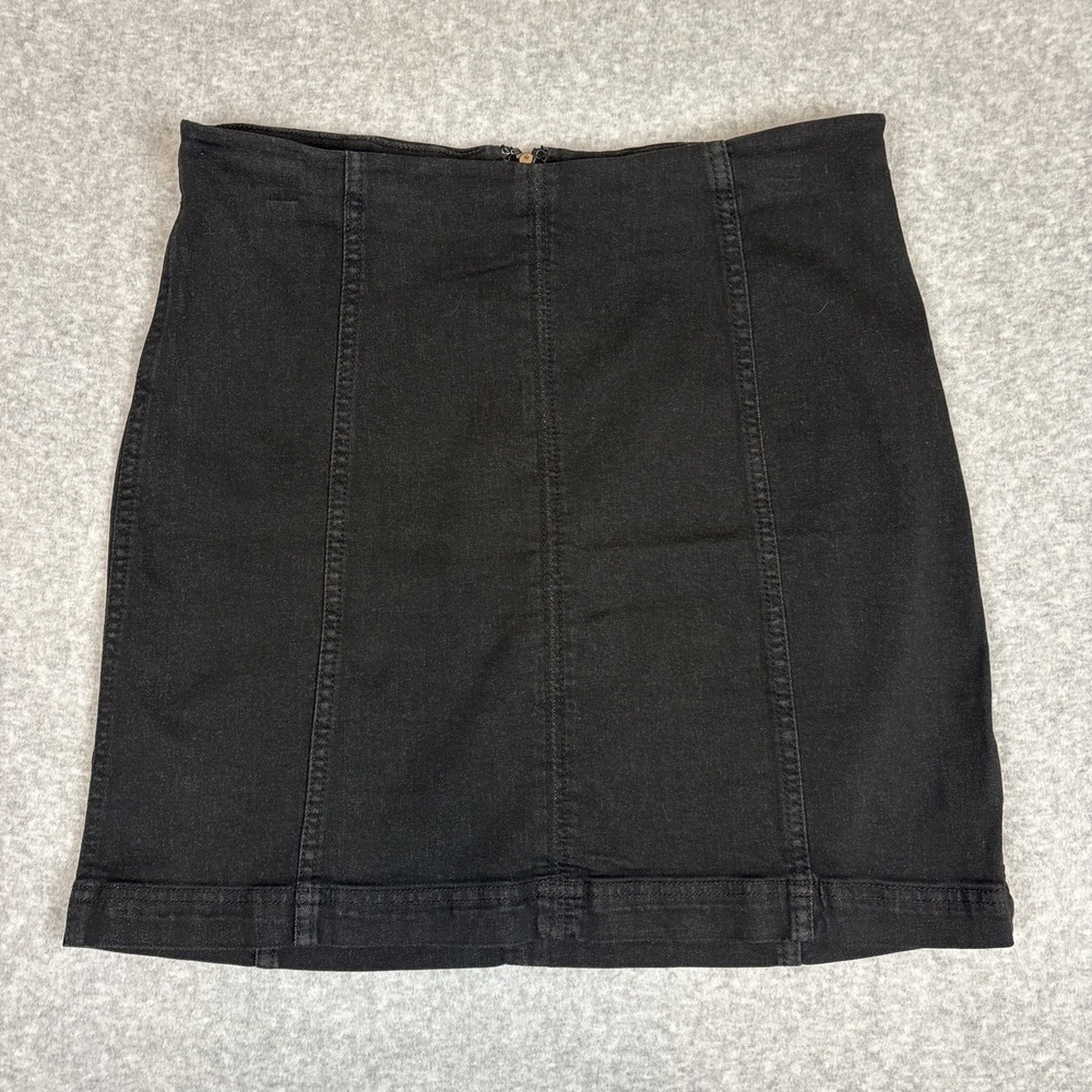 Free People Denim Mini Skirt Size 12 Black Modern Femme Stone Wash Stretch